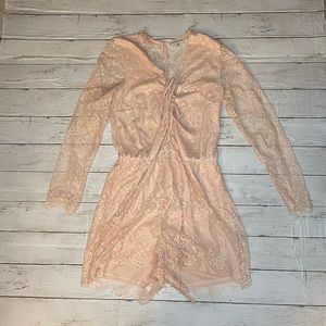 Charlotte Russe lace romper size medium